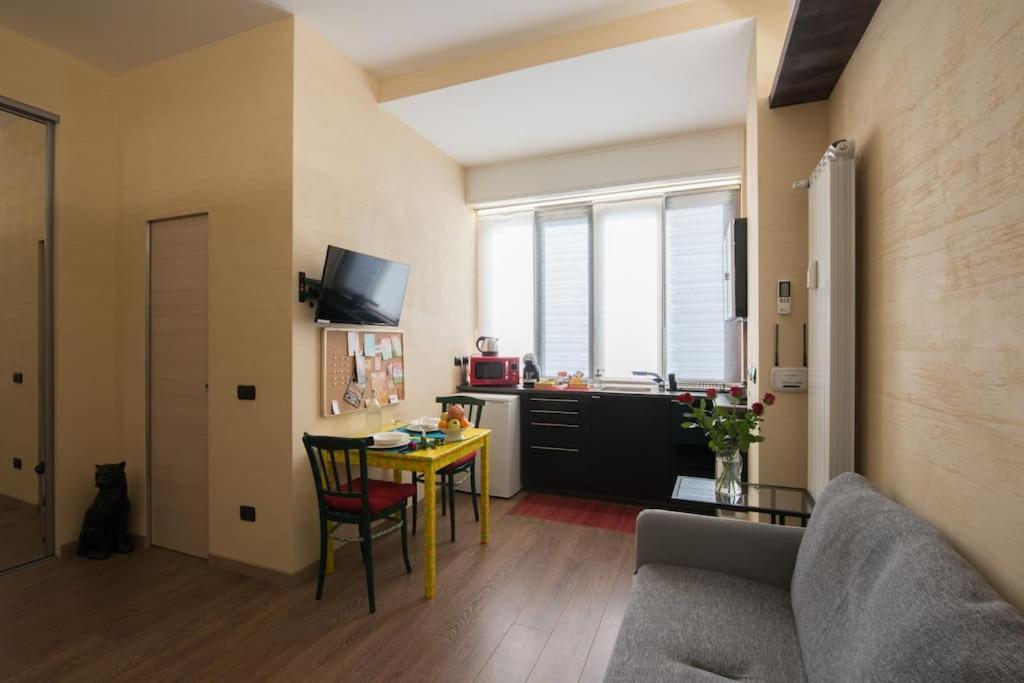 Appartamento Milano Zona Centrale Exterior foto